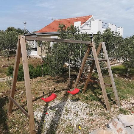 מאלי דרבניק Vila Lila מראה חיצוני תמונה